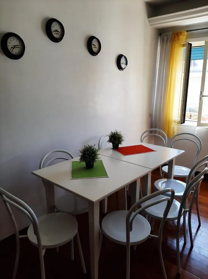 Di Fronte Alla Cupola Bed & Breakfast Rome 4*,  Italy