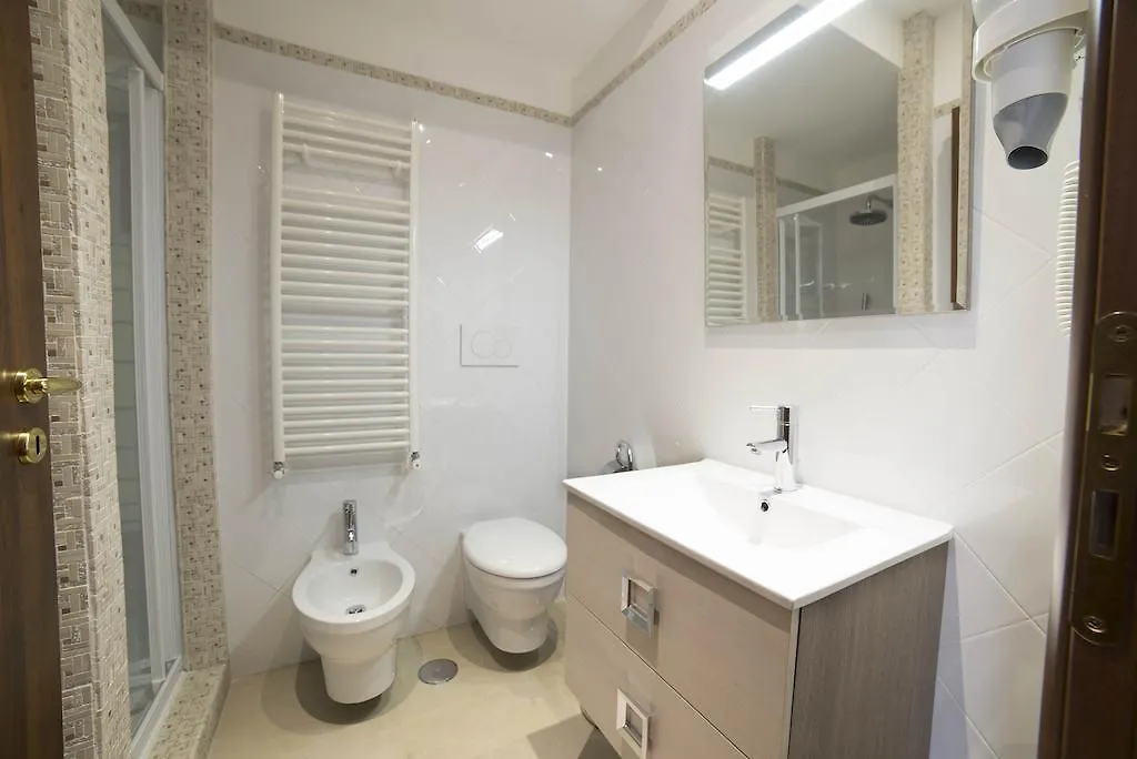 Di Fronte Alla Cupola Bed & Breakfast Rome
